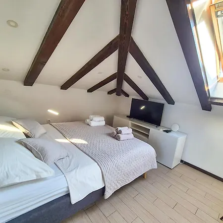 Appartement Urban Charming Attic