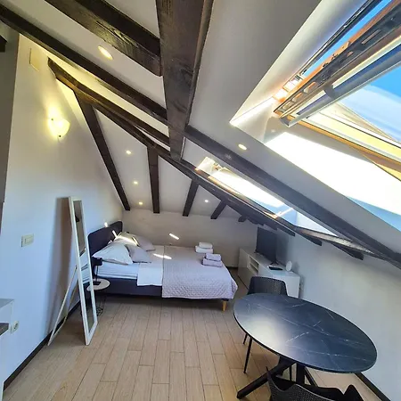 Appartement Urban Charming Attic *